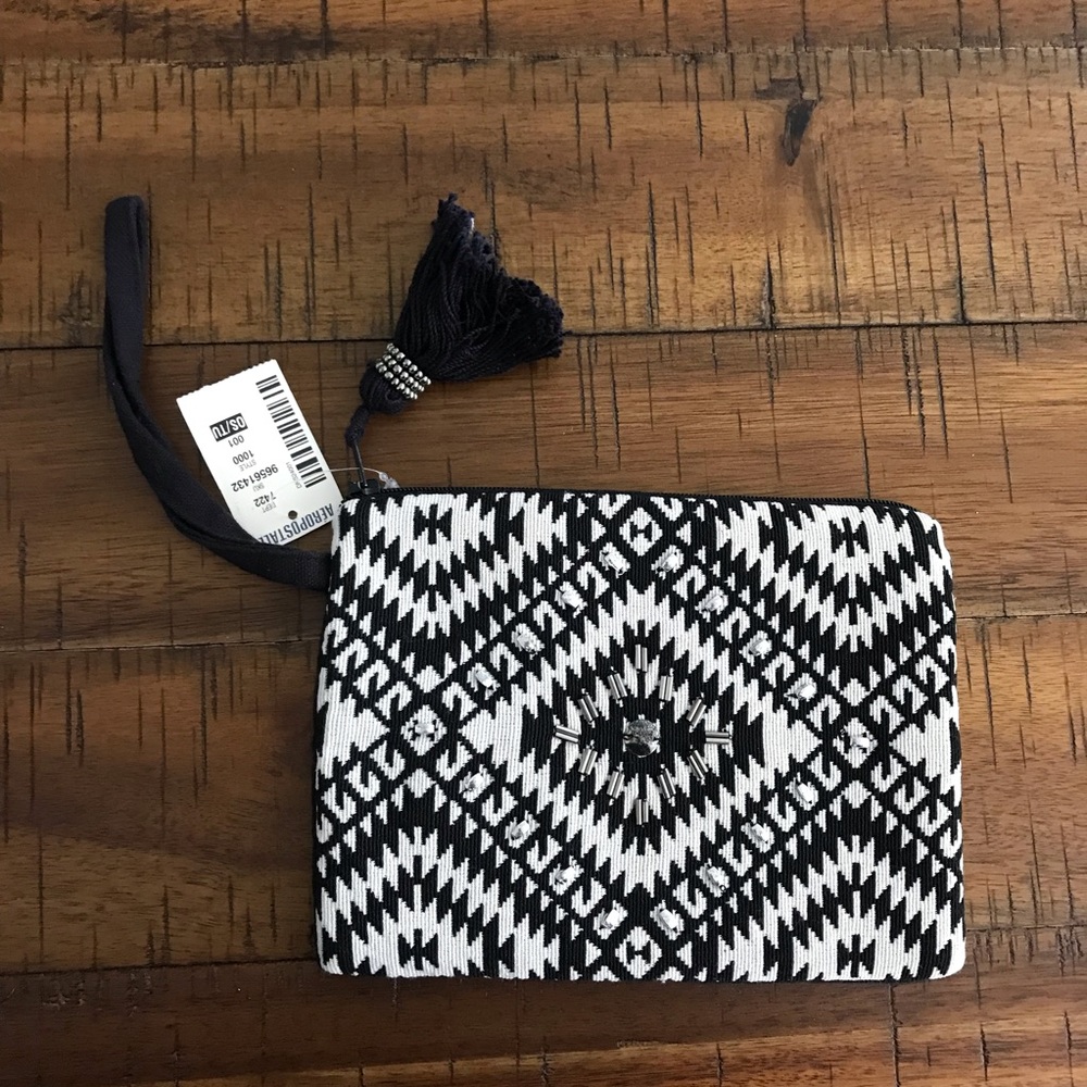 🎉 Final Price Aeropostale Wristlet